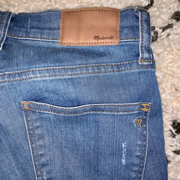 Madewell 9" High-Rise Skinny Jeans in Sadie Wash - Picture 6 of 13
